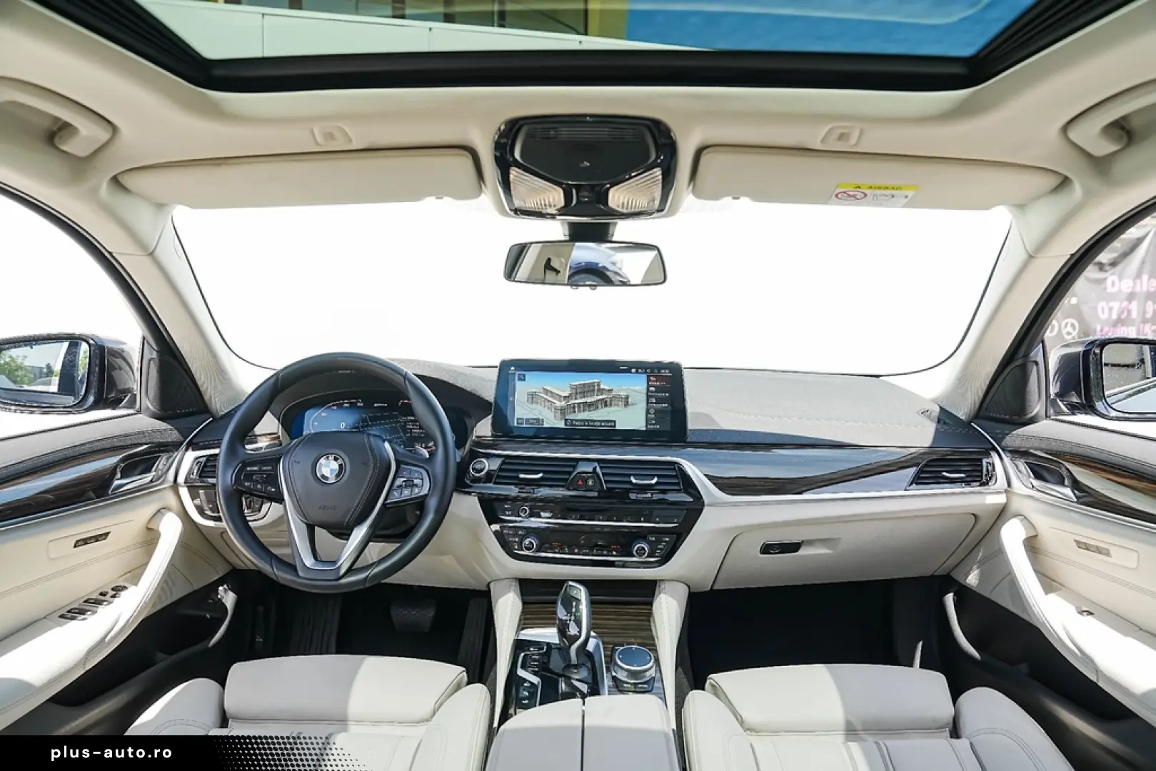 BMW Seria 5 530e xDrive Aut. Luxury Line