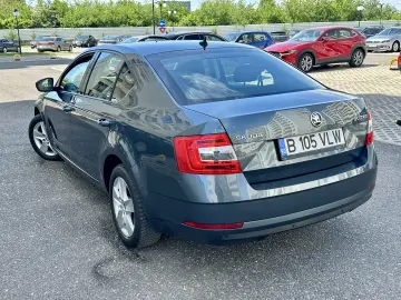 Skoda Octavia 2020 Istoric Front assist Dubluclimatronic