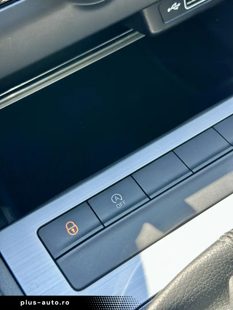 Skoda Octavia 2020 Istoric Front assist Dubluclimatronic