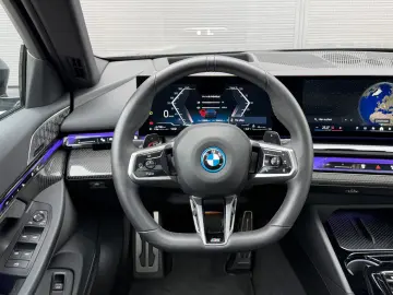 BMW 550e Lim. xDrive M Sport Pro Pano