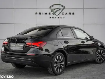 Mercedes-Benz A 250 e Sedan 8G-DCT Style