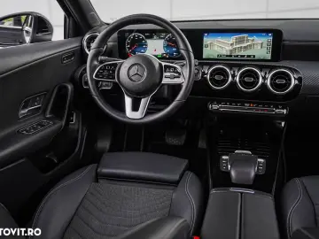 Mercedes-Benz A 250 e Sedan 8G-DCT Style