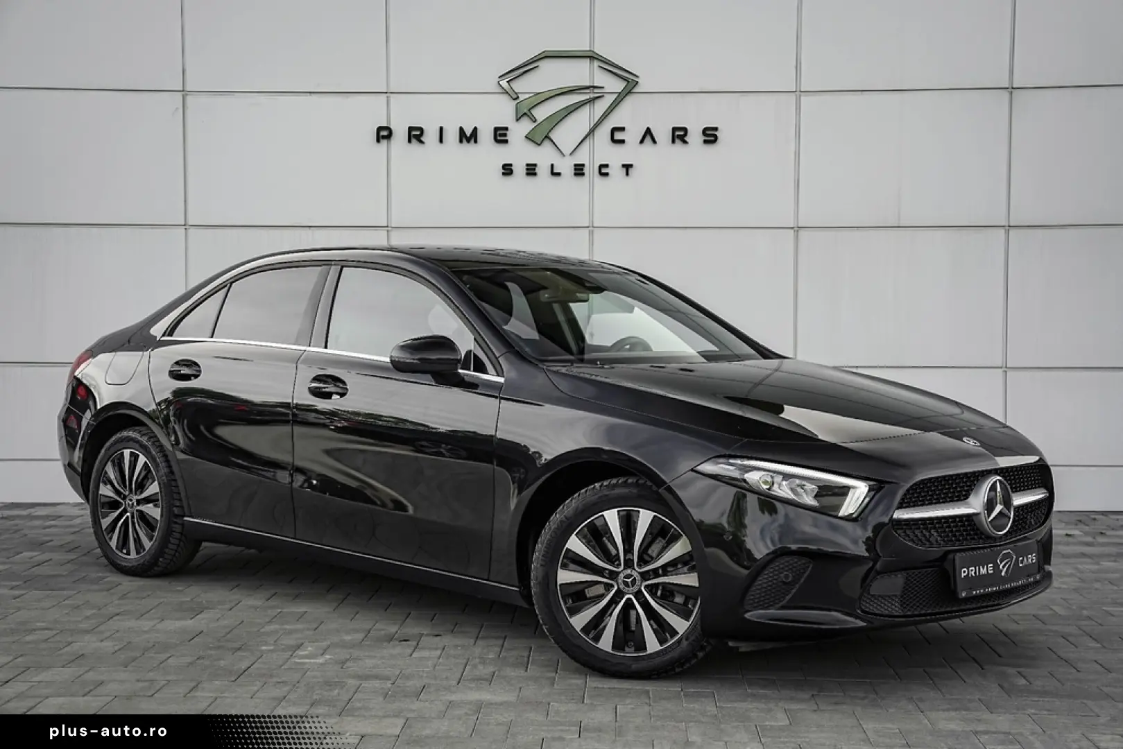 Mercedes-Benz A 250 e Sedan 8G-DCT Style