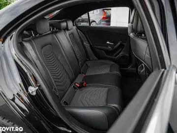 Mercedes-Benz A 250 e Sedan 8G-DCT Style