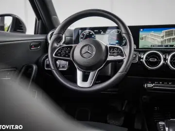 Mercedes-Benz A 250 e Sedan 8G-DCT Style