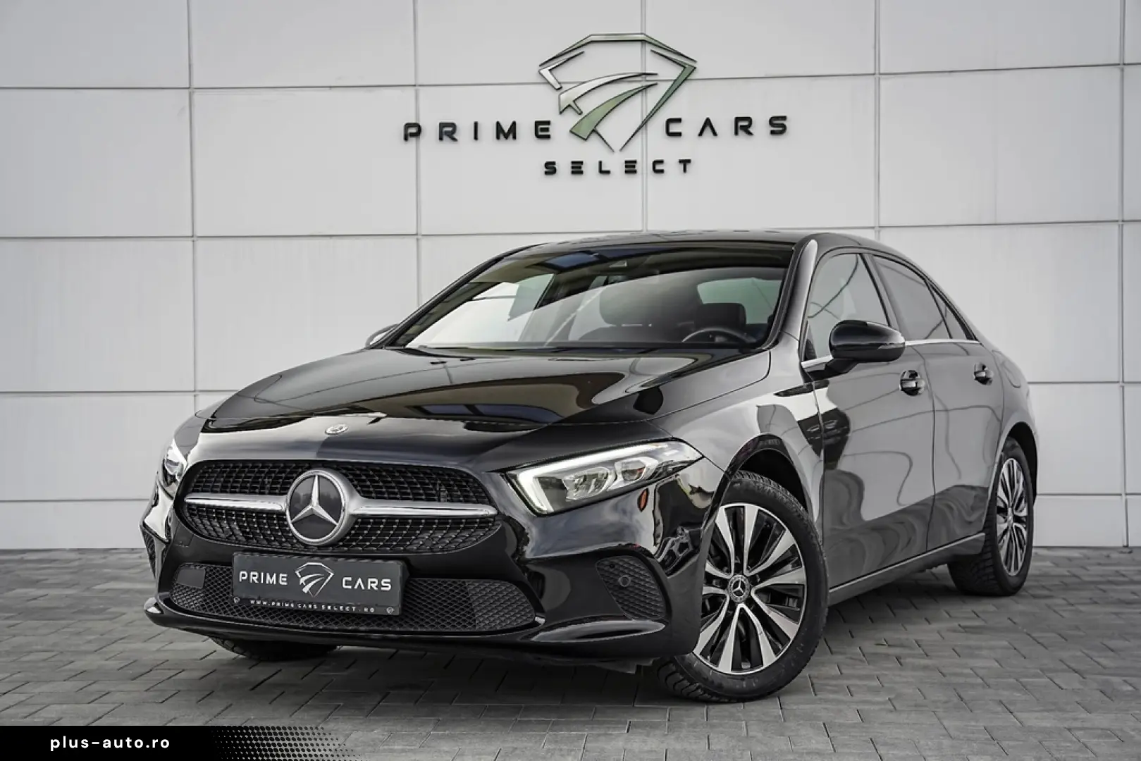 Mercedes-Benz A 250 e Sedan 8G-DCT Style