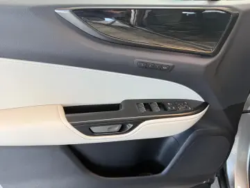 Lexus NX 450h  4 WD-EXECUTIVE-360 KAM.-PANORMA-HEAD UP