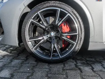 BMW M240i xDrive