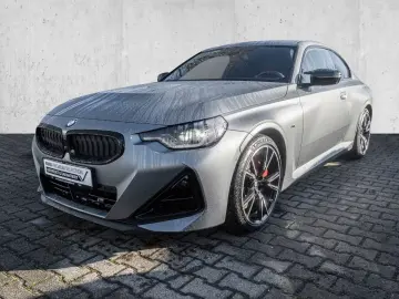 BMW M240i xDrive