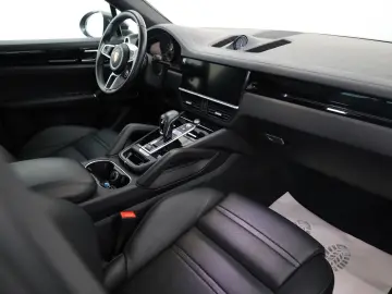 PORSCHE Cayenne Coupe E-Hybrid Sport-Chrono Sitzlüft AHK