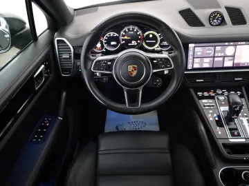 PORSCHE Cayenne Coupe E-Hybrid Sport-Chrono Sitzlüft AHK