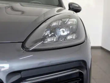 PORSCHE Cayenne Coupe E-Hybrid Sport-Chrono Sitzlüft AHK