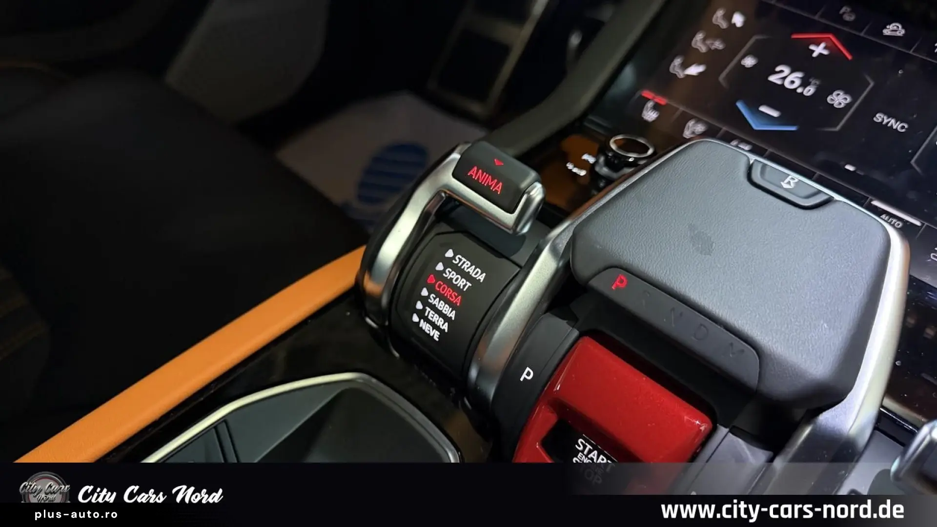 LAMBORGHINI URUS SE AKRAPOVIC B&O MASSAGE PANORAMA