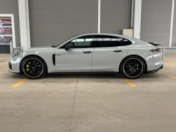 PORSCHE Panamera 4S E-Hybrid FACELIFT.PANO.SERVICE NEU!