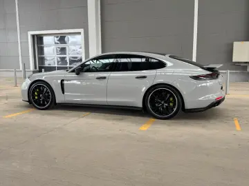 PORSCHE Panamera 4S E-Hybrid FACELIFT.PANO.SERVICE NEU!
