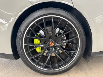 PORSCHE Panamera 4S E-Hybrid FACELIFT.PANO.SERVICE NEU!