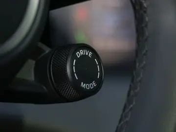 PORSCHE Taycan 4 Cross Turismo HA-Lenkung Surround-View