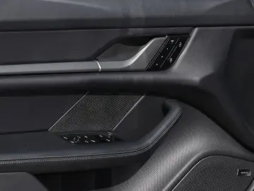 PORSCHE Taycan 4 Cross Turismo HA-Lenkung Surround-View