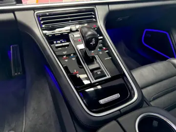 PORSCHE PANAMERA 4S E-HYBRID SPORT-DESIGN PANO BOSE 21