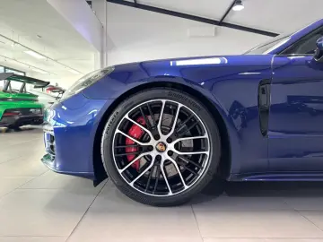PORSCHE PANAMERA 4S E-HYBRID SPORT-DESIGN PANO BOSE 21
