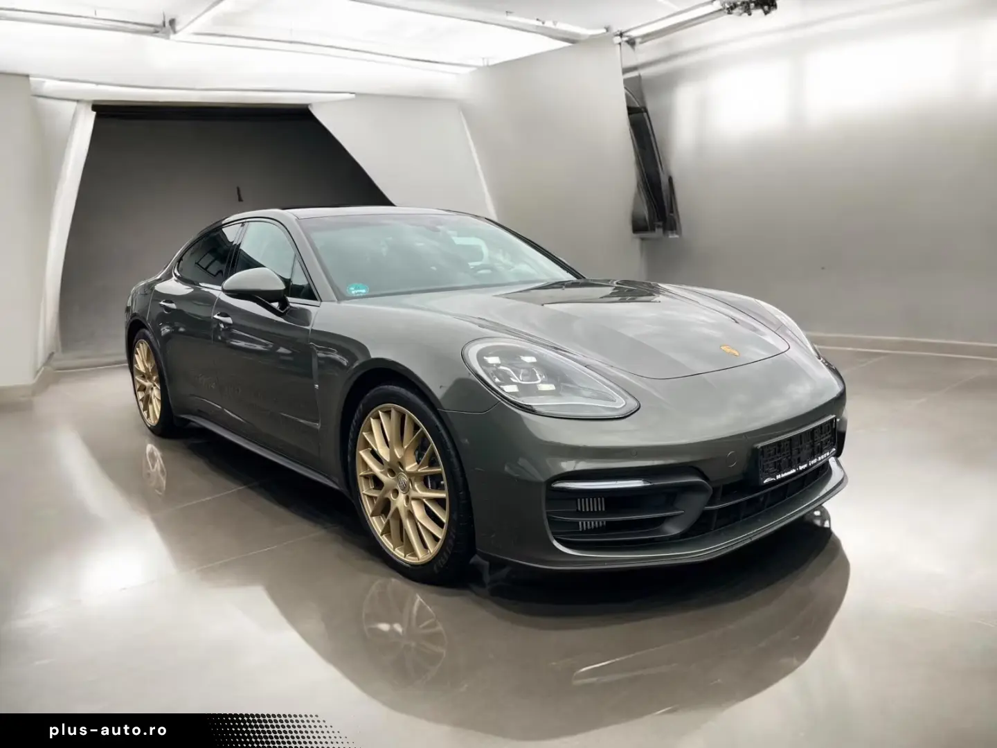 Porsche Panamera 4 Platinum Edition PANO LUFT STH LED