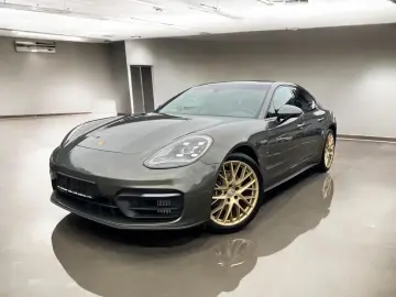 Porsche Panamera 4 Platinum Edition PANO LUFT STH LED