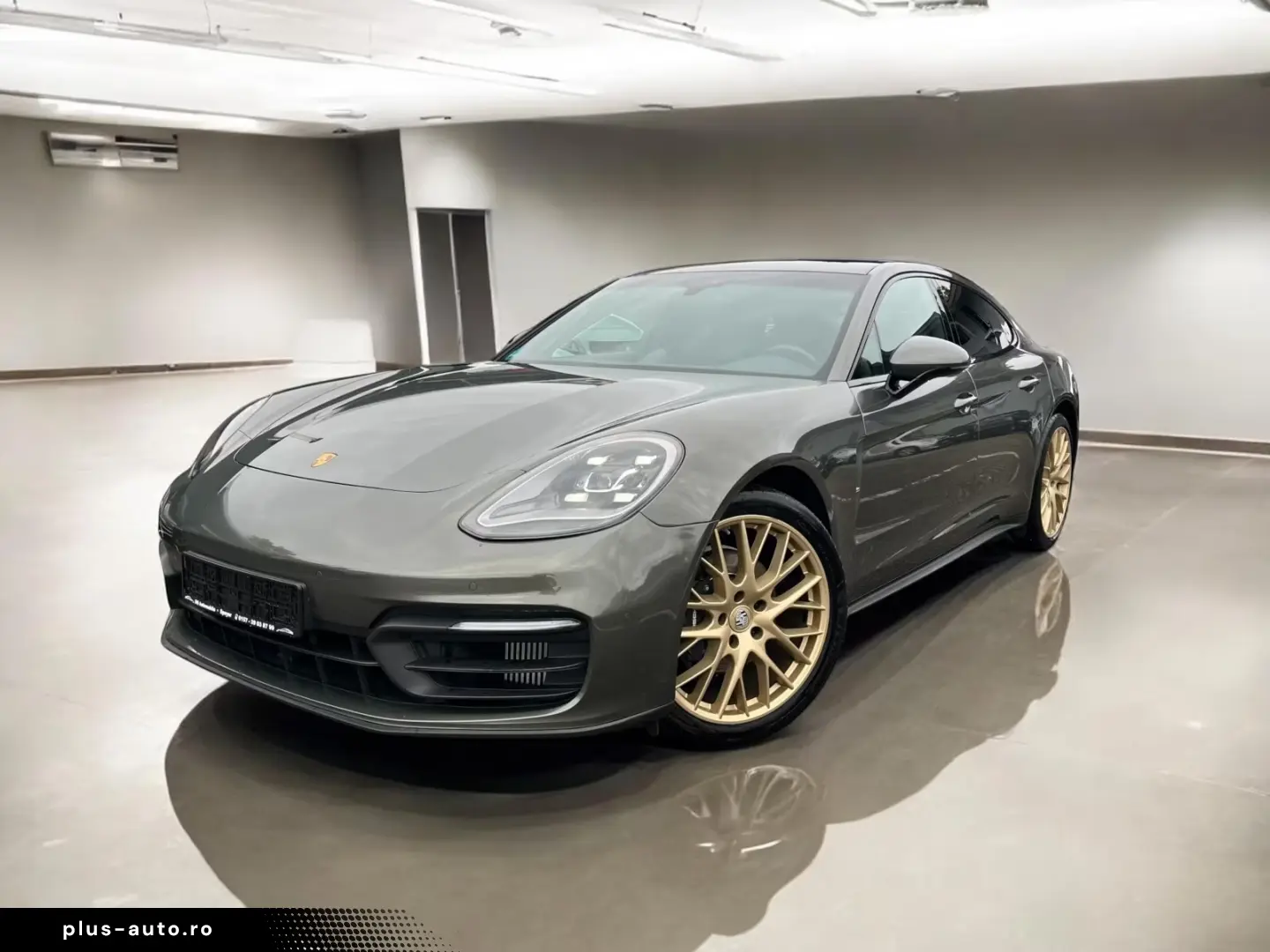 Porsche Panamera 4 Platinum Edition PANO LUFT STH LED