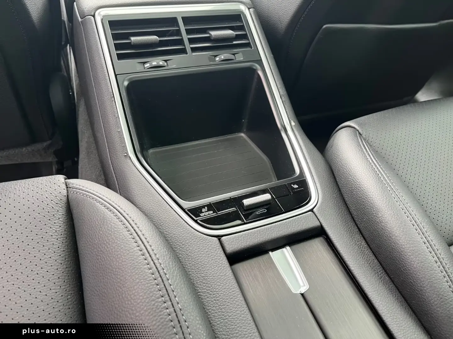 Porsche Panamera 4 Platinum Edition PANO LUFT STH LED