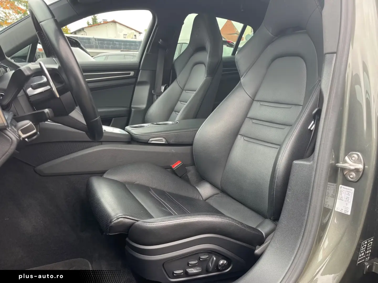 Porsche Panamera 4 Platinum Edition PANO LUFT STH LED