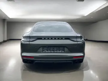 Porsche Panamera 4 Platinum Edition PANO LUFT STH LED
