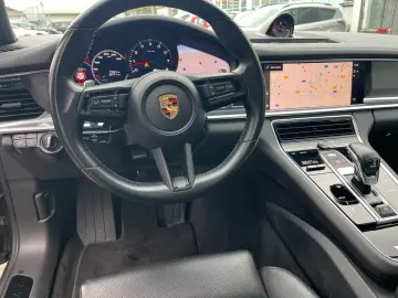 Porsche Panamera 4 Platinum Edition PANO LUFT STH LED