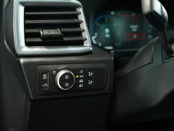 VW Amarok 3.0 TDI PanAmericana Doppelkabine 4M  2.H