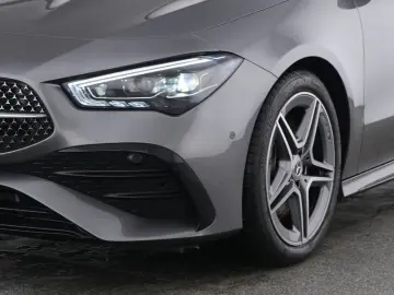 MERCEDES-BENZ CLA 220 4M Coupé   AMG MULTI 360 DISTR KAMERA