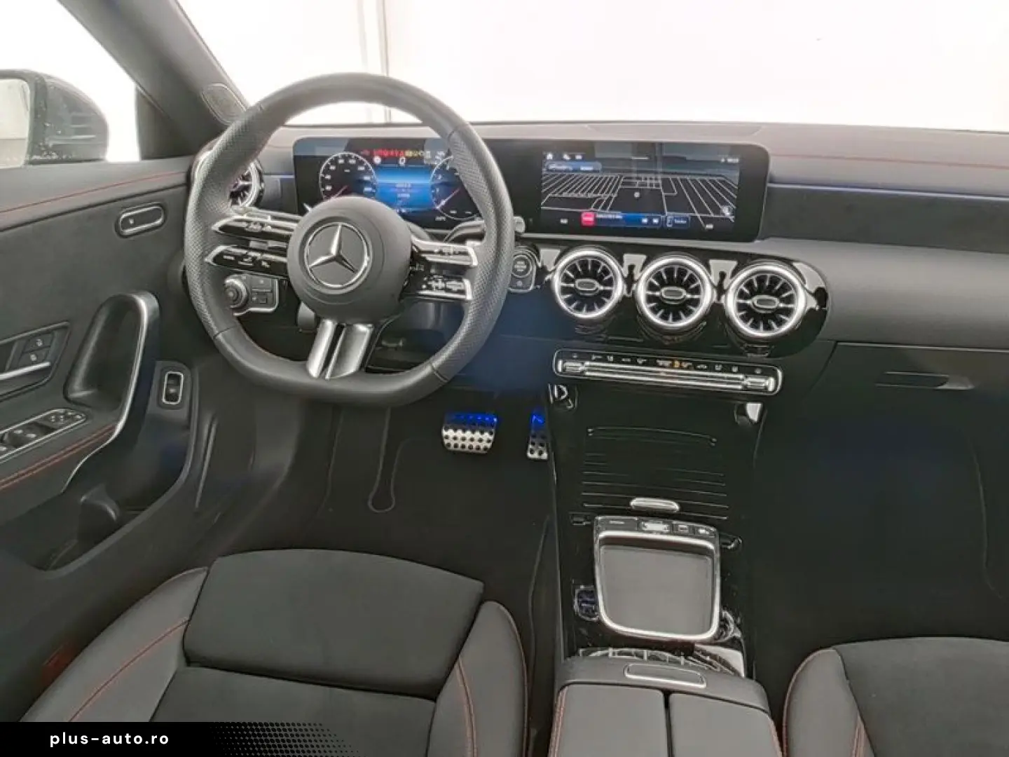 MERCEDES-BENZ CLA 220 4M Coupé   AMG MULTI 360 DISTR KAMERA