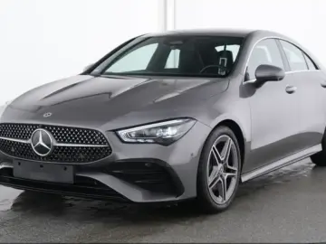 MERCEDES-BENZ CLA 220 4M Coupé   AMG MULTI 360 DISTR KAMERA