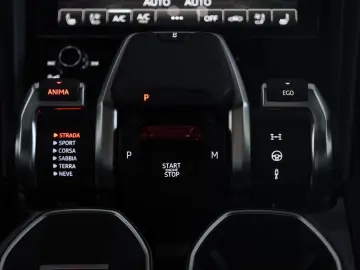 LAMBORGHINI Urus  23 Zoll  Pano  Keramik  B&O  LUFT