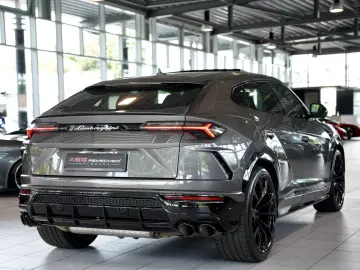 LAMBORGHINI Urus  23 Zoll  Pano  Keramik  B&O  LUFT