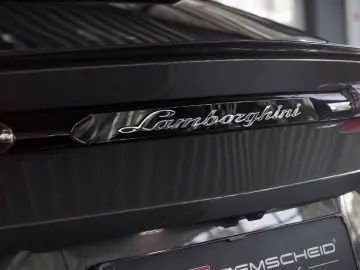 LAMBORGHINI Urus  23 Zoll  Pano  Keramik  B&O  LUFT