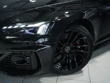 AUDI RS5 Coupé  2.H  20  RS-Sitze  RS-AGA  Pano  B&O