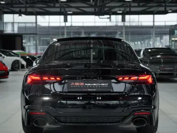 AUDI RS5 Coupé  2.H  20  RS-Sitze  RS-AGA  Pano  B&O