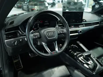 AUDI RS5 Coupé  2.H  20  RS-Sitze  RS-AGA  Pano  B&O
