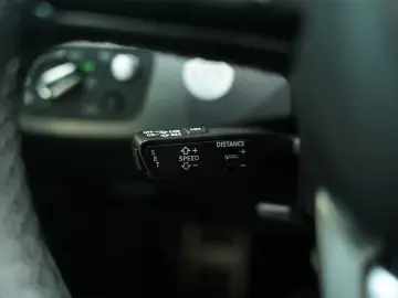 AUDI RS5 Coupé  2.H  20  RS-Sitze  RS-AGA  Pano  B&O