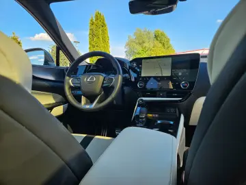 Lexus NX 450h  F Sport Matrix  Pano  4x SHZ  Sitzlüft.