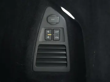 VW Touareg 4M R-Line 1.H  20  AHK  LUFT  Memory