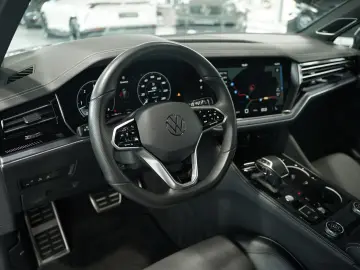 VW Touareg 4M R-Line 1.H  20  AHK  LUFT  Memory