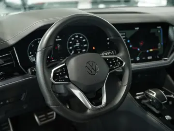 VW Touareg 4M R-Line 1.H  20  AHK  LUFT  Memory