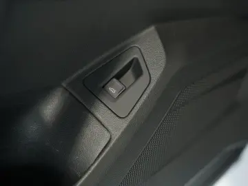 VW Touareg 4M R-Line 1.H  20  AHK  LUFT  Memory