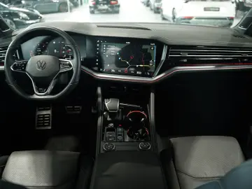 VW Touareg 4M R-Line 1.H  20  AHK  LUFT  Memory