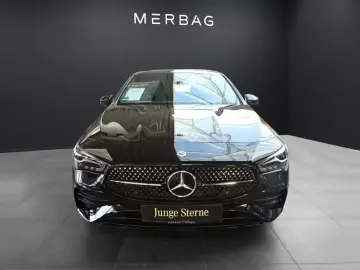 MERCEDES-BENZ CLA 220 4M  AMG Edition Night Pano 360  Distr