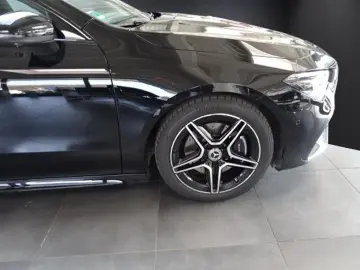 MERCEDES-BENZ CLA 220 4M  AMG Edition Night Pano 360  Distr